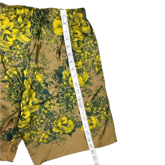 Dries Van Noten SS20 SFloral Viscose Shorts - Picture 4 of 7